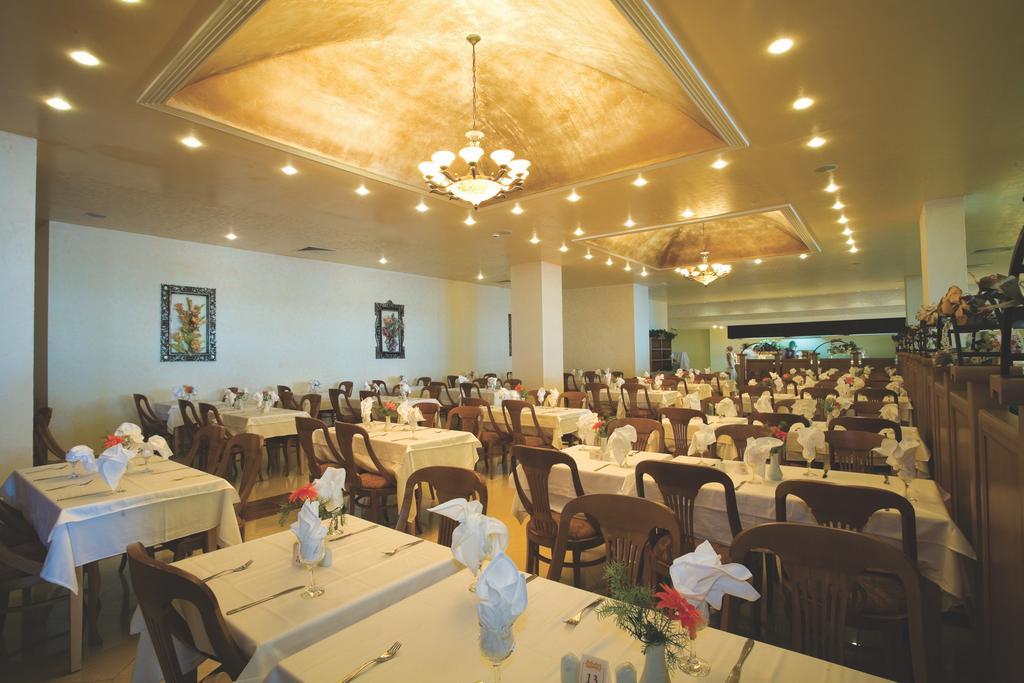 Dit Majestic Beach Resort Sunny Beach Nhà hàng bức ảnh